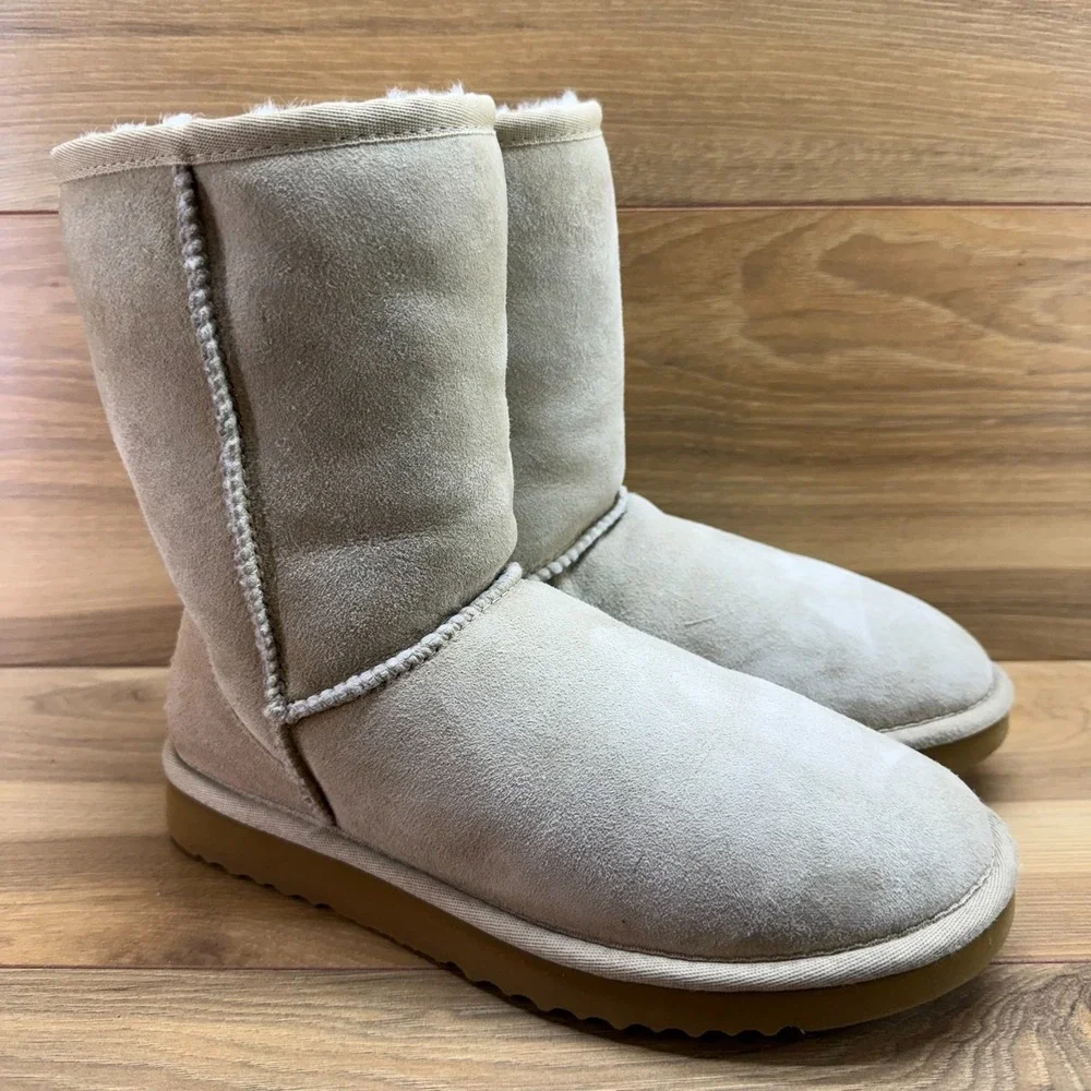 UGG Classic Short Boots Womens 7 Suede Beige Cream Shearling Sherpa Lined